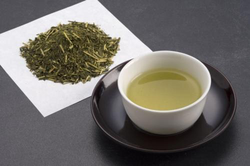 静岡茶 茶の庵 くき茶「さやか」 200g袋 | 蔵屋鳴沢 伊豆韮山