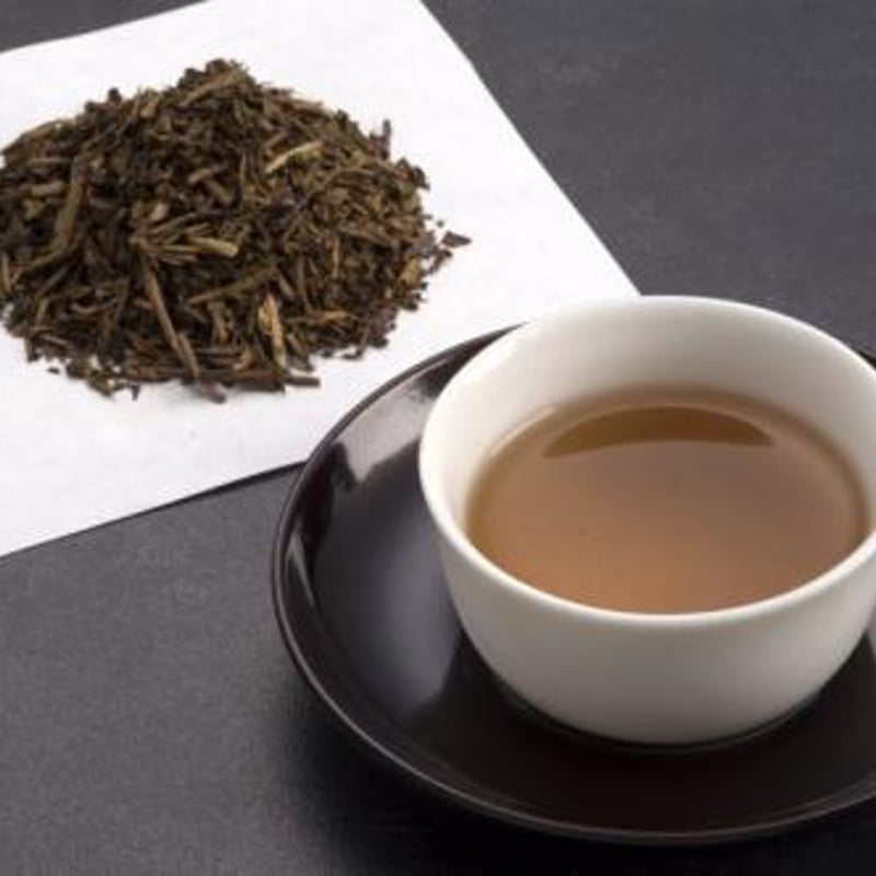 静岡茶 茶の庵 ほうじ茶(一番茶100%)砂焙煎 100g袋入り | 蔵屋鳴沢