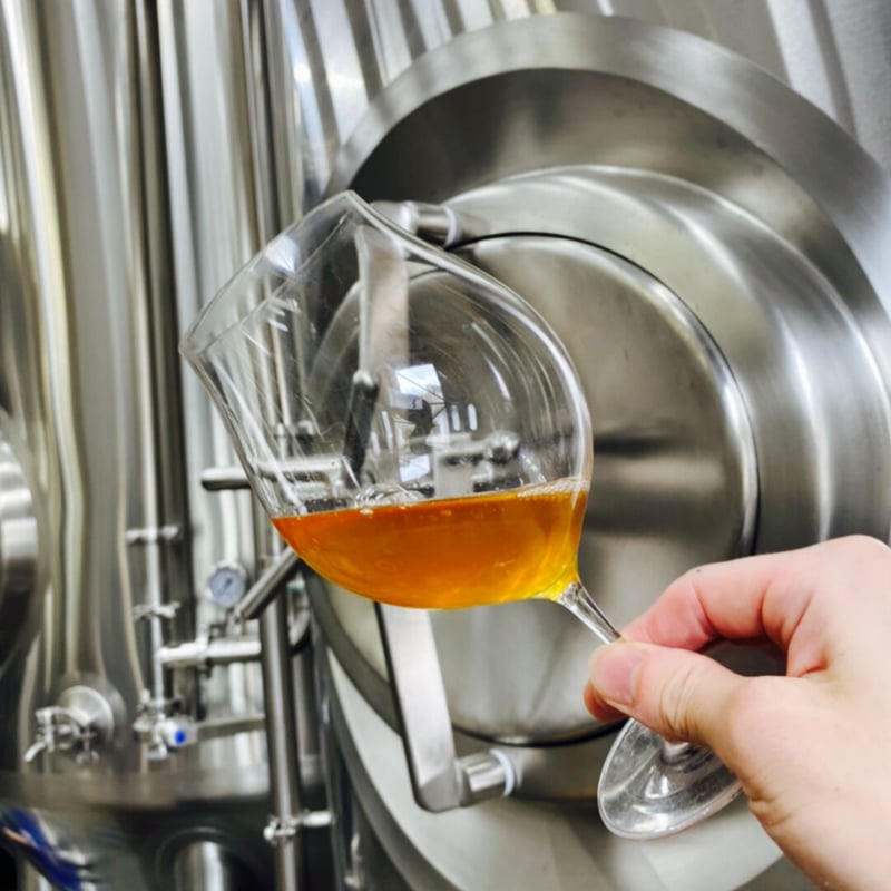 GIFT BOX新登場】お酒マンIPAマグナムボトル 1500ml | 反射炉ビヤ