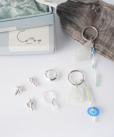 born pierce/earring