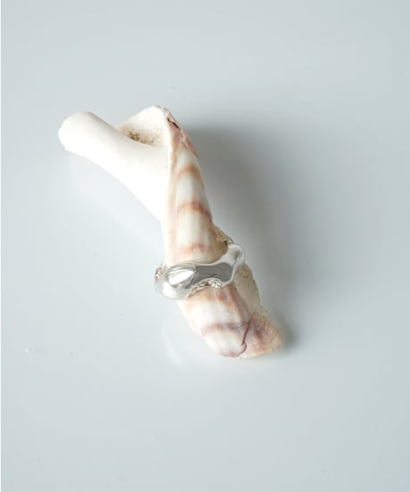 wavy earcuff