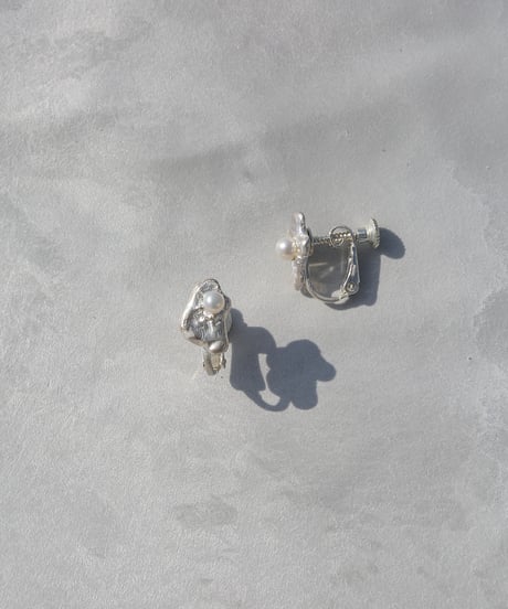 origin_pierces/earrings
