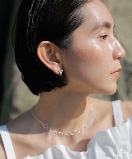 born pierce/earring