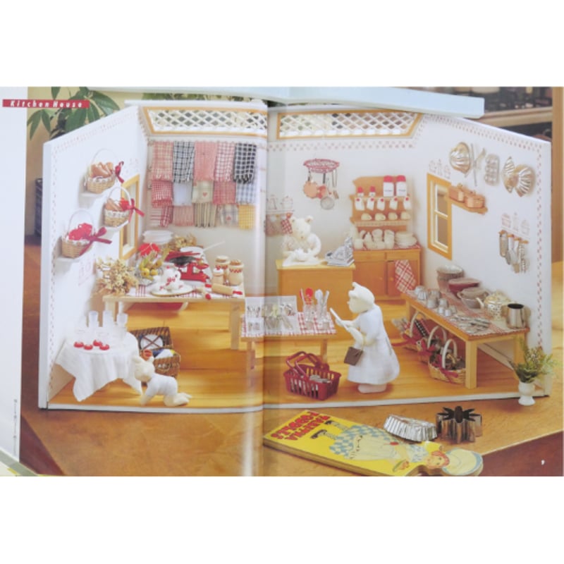 オーダー用　 ミニチュアドールハウス 思い出の絵本 ミニチュアドールハウス 本屋の思い出 木製手作りキット[CuteBee