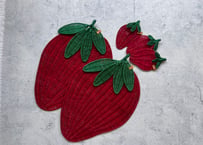 Motif Rattan Placemat / Strawberry