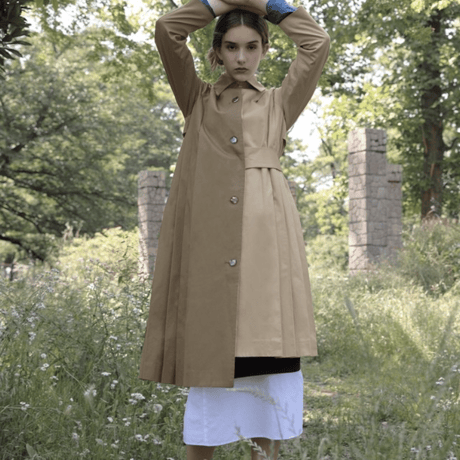 pleated trench