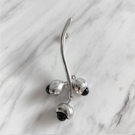 Silver Earrings   (21SSP1-O) M