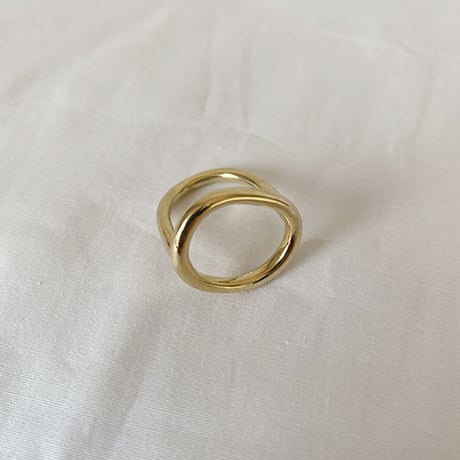 Rough circle Ring Gold  color