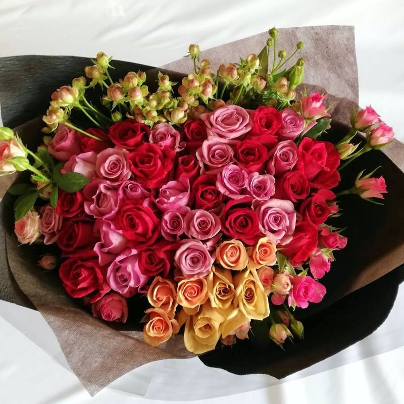 グランドブーケ108本 | GrandRose平原バラ園