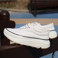 Vibramソールヴィンテージキャンバススニーカー(ホワイト)