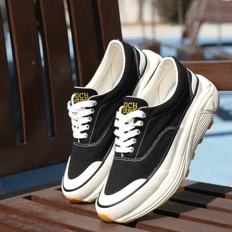 Vibramソールヴィンテージキャンバススニーカー(ブラック)