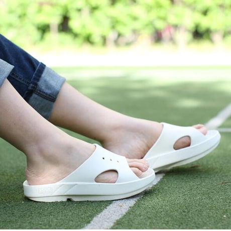 Comfort ローリングリカバリーサンダル アイボリー