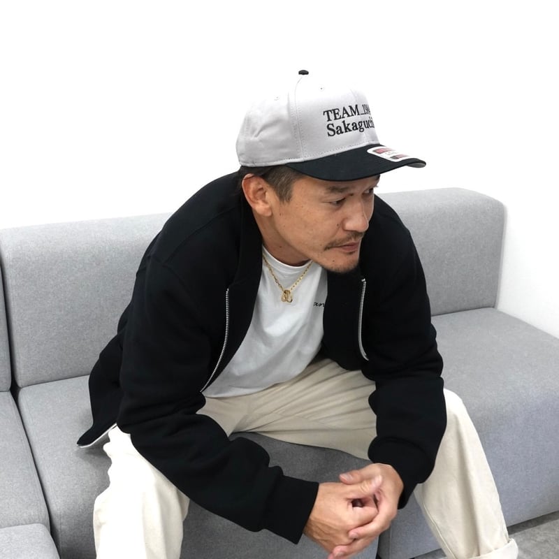 TEAM1984 コットンツイルフラットバイザーキャップ BLACK/GRAY