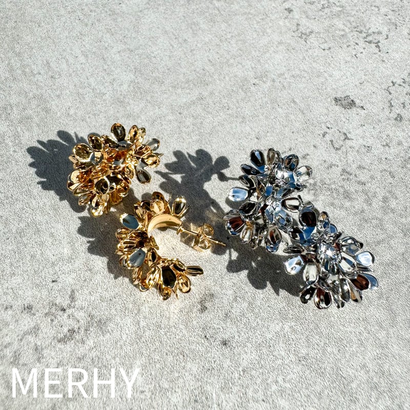 メニーフラワーフープピアス | MERHY