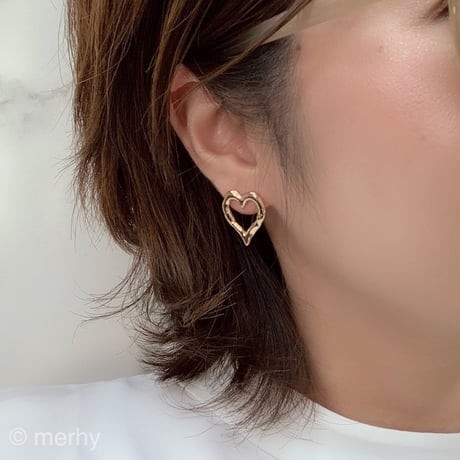 ハートピアス01