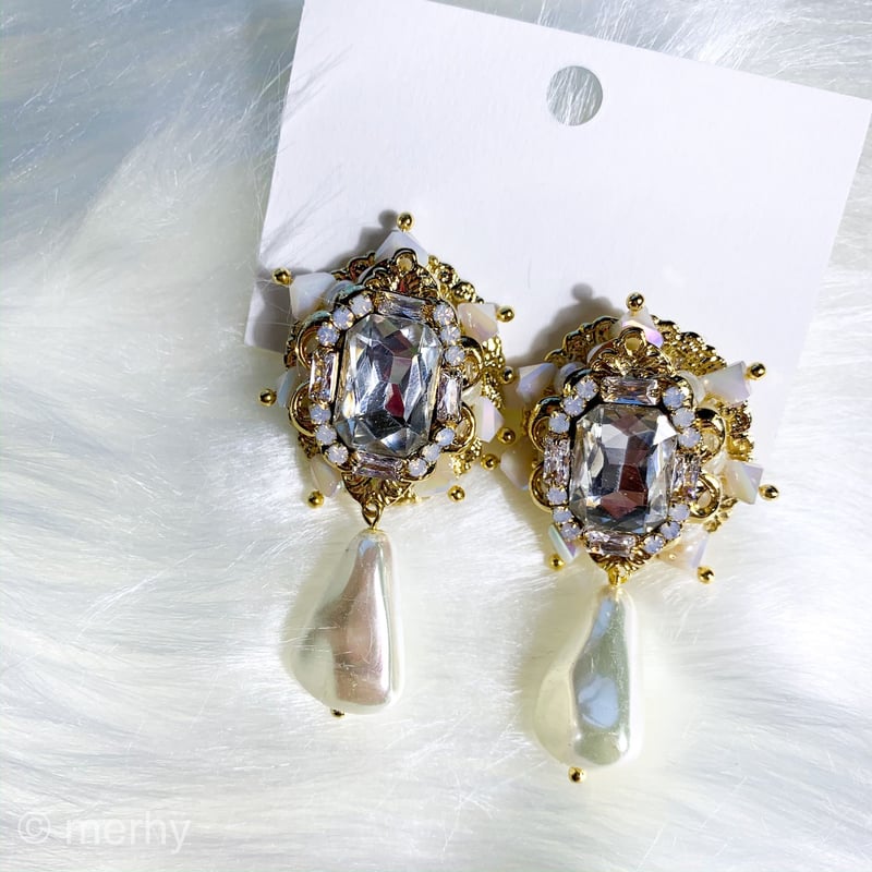 MARIE LAURE CHAMOREL´ マルストーンピアス-