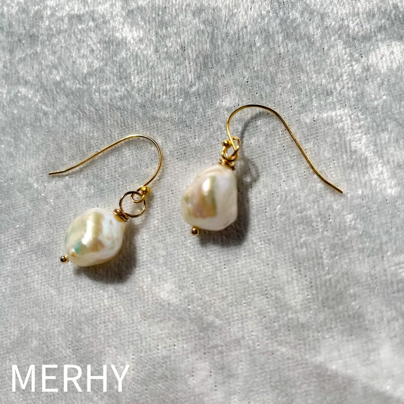 オーバル淡水パールピアス Silver925ポスト | MERHY オーバル淡水パールピアス Silver925ポスト | MERHY