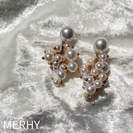 パールシャワーピアス04