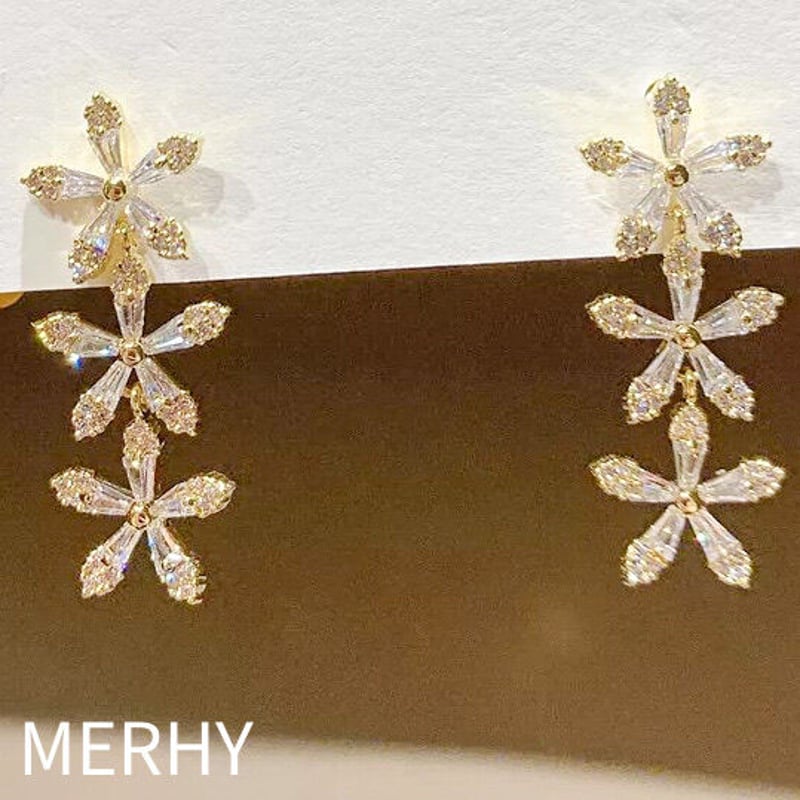 YG 三連 フラワー ピアス 3連クリスタルフラワーピアス | MERHY