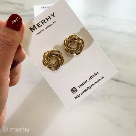 ノットピアス03