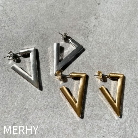 Vシェイプピアス