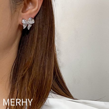 ジルコニアリボンピアス　Silver925ポスト