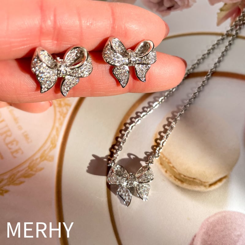 ジルコニアリボンピアス Silver925ポスト | MERHY ジルコニアリボンピアス Silver925ポスト | MERHY