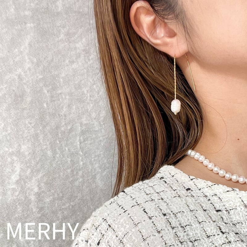 CADEAUX BUMPY PEARL EARRINGS 淡水パールピアス CADEAUX BUMPY PEARL EARRINGS – Shinzone