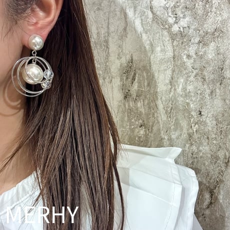 パールピアス W2215
