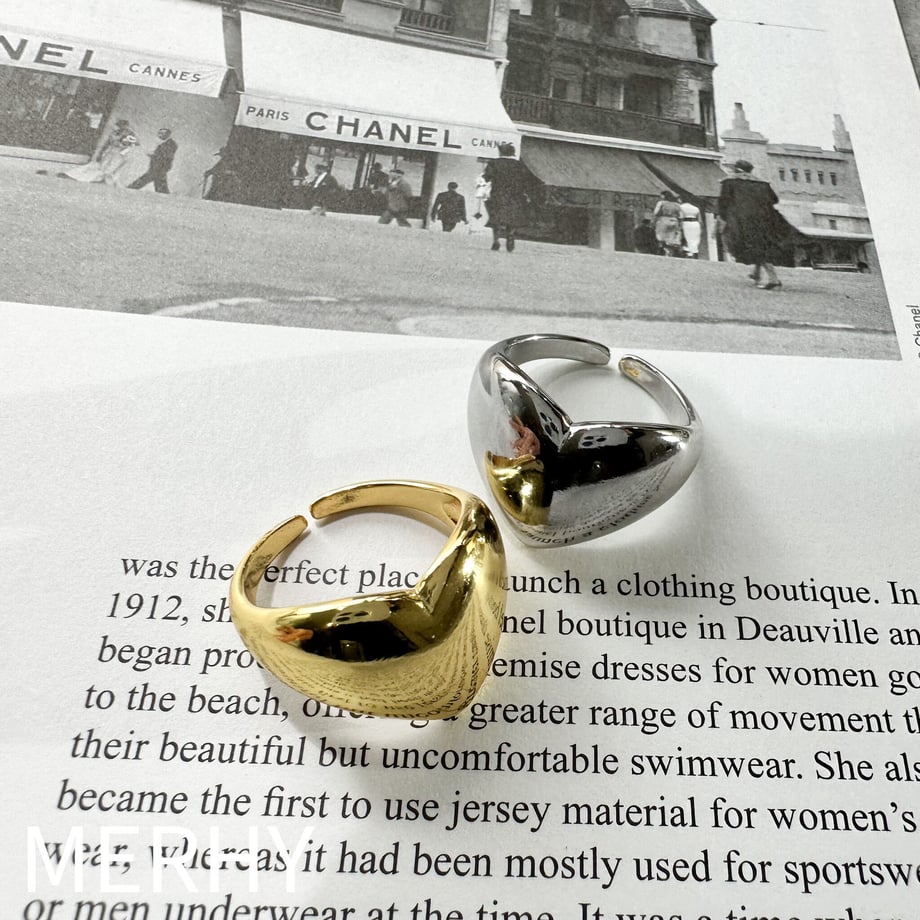 64b232efdb24c41810093958