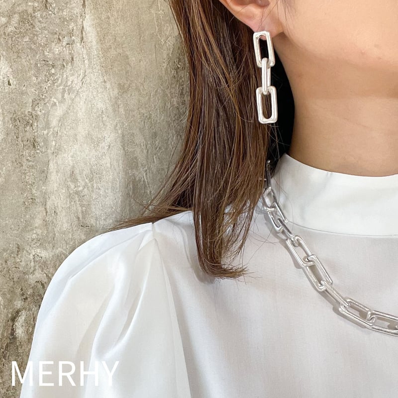 スクエアチェーンピアス | MERHY