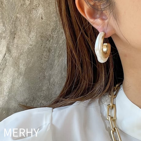 パールルーフピアス