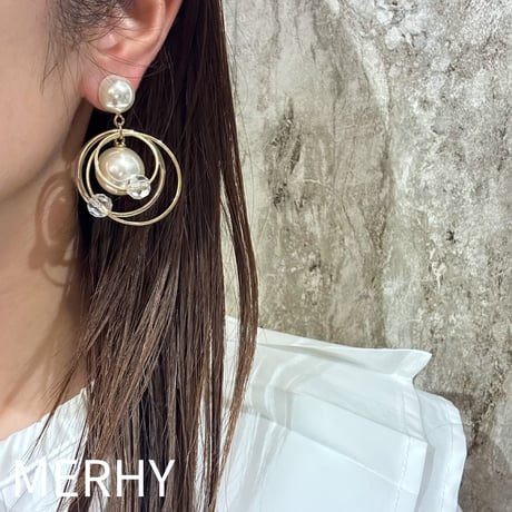 パールピアス W2215