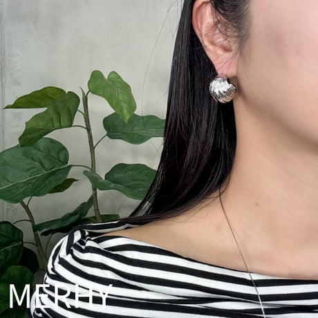 コロンフープピアス