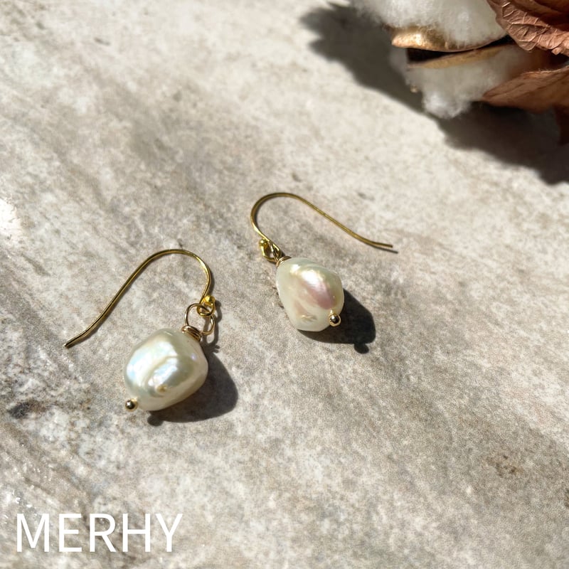 オーバル淡水パールピアス Silver925ポスト | MERHY オーバル淡水パールピアス Silver925ポスト | MERHY