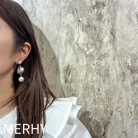 パールピアス W2214