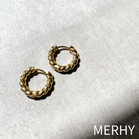 ミニツイストフープピアス