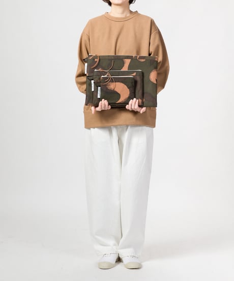 ★ARTEPOVERA【 artea-regoods007 】ハンガリー迷彩テント RE-フラットポーチ（S） キルト裏地