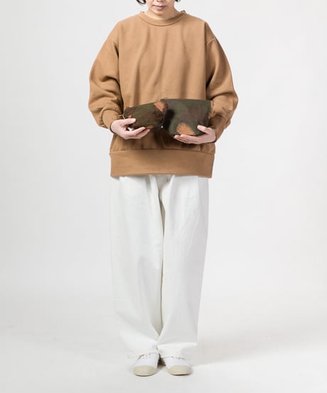 ★ARTEPOVERA【 artea-regoods002 】ハンガリー迷彩テント RE-ポーチ（M）