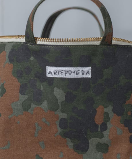 ARTE POVERA｜【 2025winter09 】 ドイツ軍テント RE-サコッシュ(S)