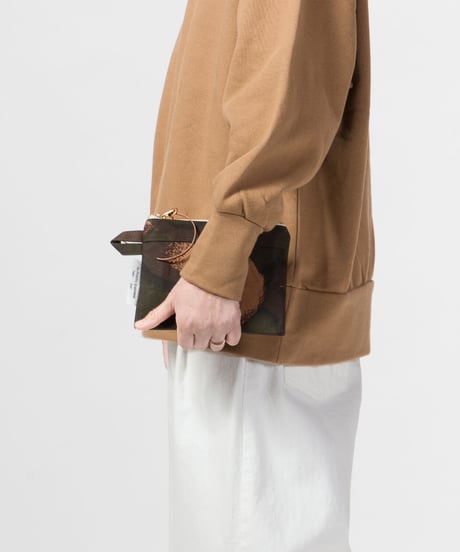 ★ARTEPOVERA【 artea-regoods007 】ハンガリー迷彩テント RE-フラットポーチ（S） キルト裏地