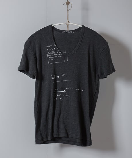 ARTEPOVERA｜【 2026spring22 】 NATSUME X KOTETSU コラボ 「意志あるところに道はある～」 UネックフレンチT①