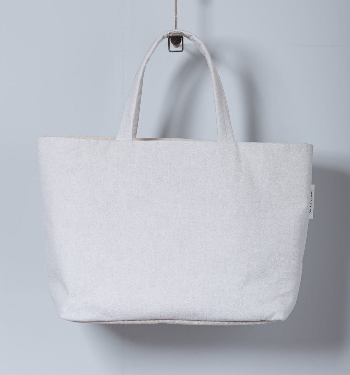 ARTE POVERA ユーズド　フランスシーツバッグ　 1点もの未使用タグ付き ARTE POVERA｜【 2024winter50 】フランスシーツUSED RE-ショルダ