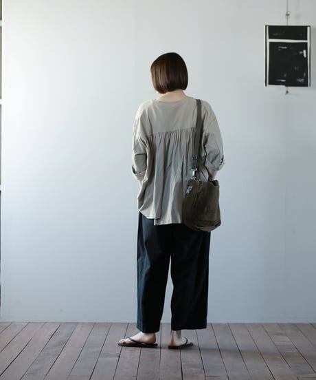 ARTE POVERA｜【 ARTEA - 26SP62 】 ギルダン RE-バックギャザー8分袖T