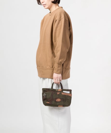★ARTEPOVERA【 artea-regoods019 】ハンガリー迷彩テント RE-bag in bag
