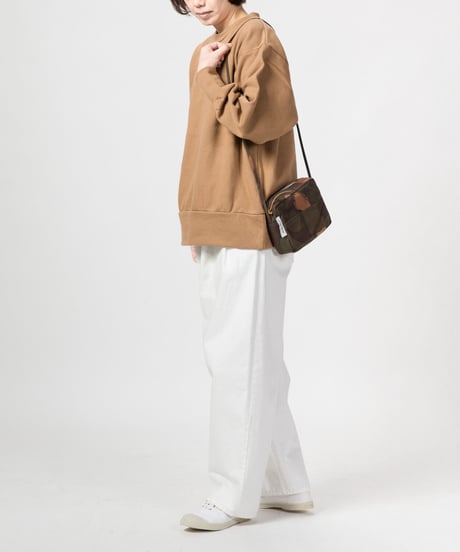 ★ARTEPOVERA【 artea-regoods005 】ハンガリー迷彩テント RE-サコッシュ（M）