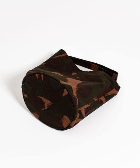 ★ARTEPOVERA【 artea-regoods015 】ハンガリー迷彩テント RE-2WAYワンショルダーBAG（L）