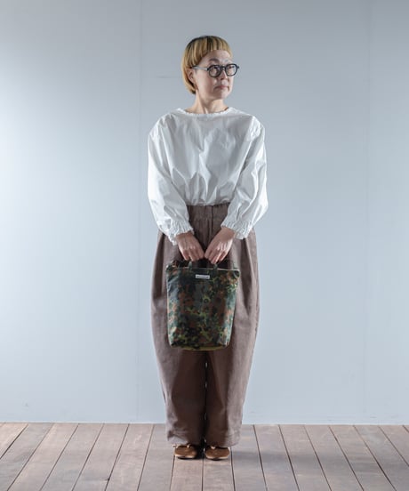 ARTE POVERA｜【 2025winter10 】 ドイツ軍テント RE-サコッシュ(M)
