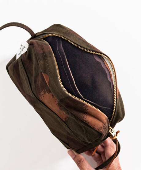 ★ARTEPOVERA【 artea-regoods005 】ハンガリー迷彩テント RE-サコッシュ（M）