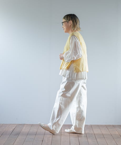 ATPOVA｜【 2026spring39 】 コットンカルゼ洗いざらし スリットベスト